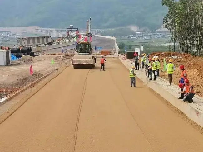 潢川路基工程